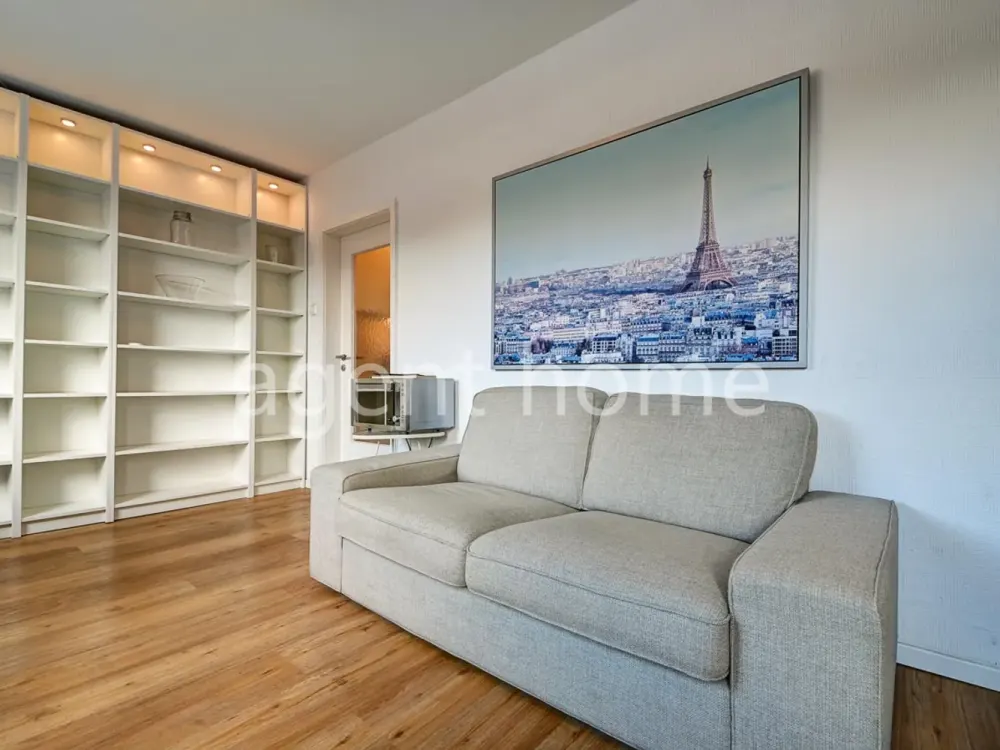 FURNISHED - PRACTICAL and CENTRAL - Studio Apartment in Prime Location