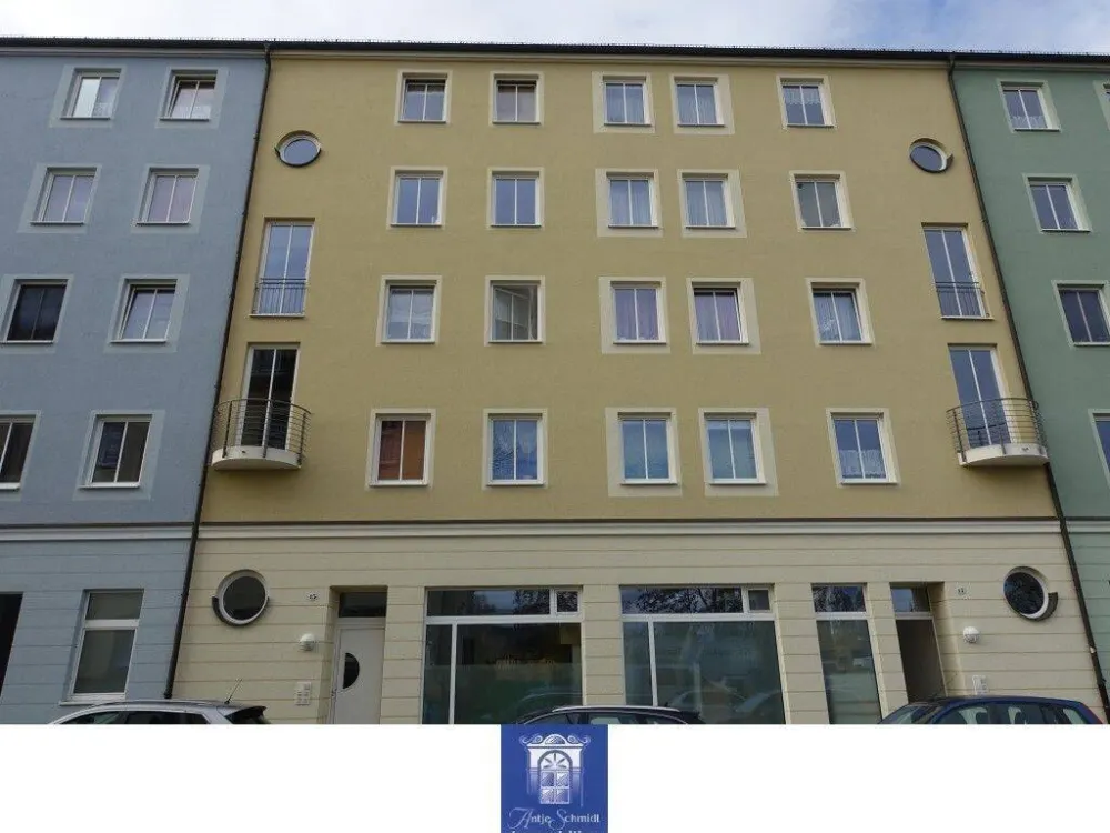 Apartment Near the City Center with Balcony!