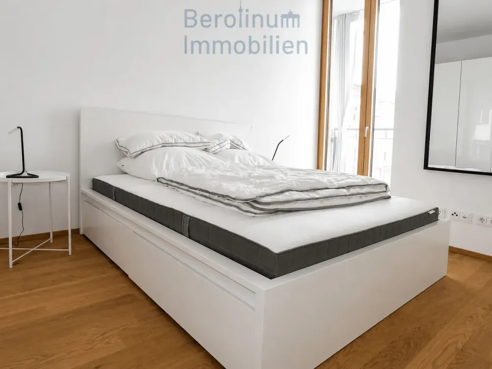 Möblierte 2-Zimmer-Wohnung mit Balkon, Pool, Fitnessbereich & Concierge in Kreuzberg