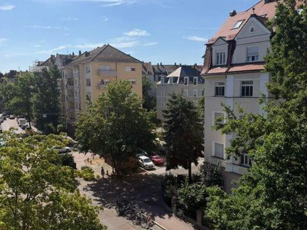 Nürnberg-Nibelungenviertel Große 1 Zimmer-Wohnung mit Loggia und separater Küche