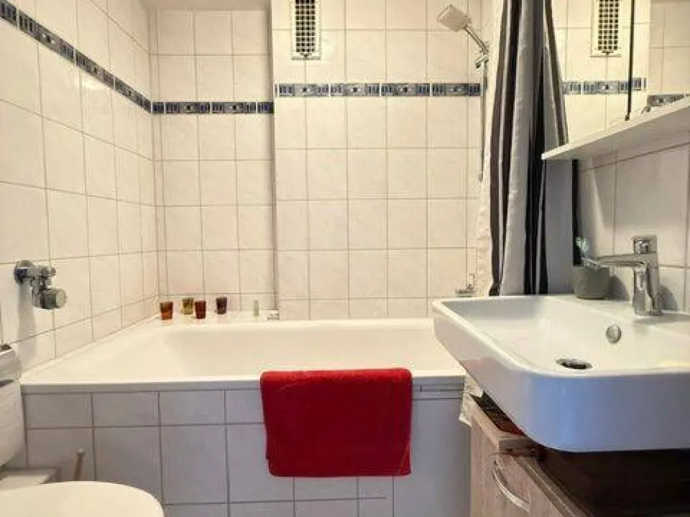 Nürnberg-Nibelungenviertel Große 1 Zimmer-Wohnung mit Loggia und separater Küche