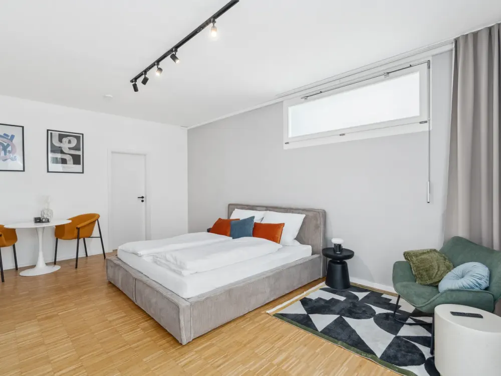 Furnished 40 m² Studio Apartment, Temporary Living in Friedrichshafen