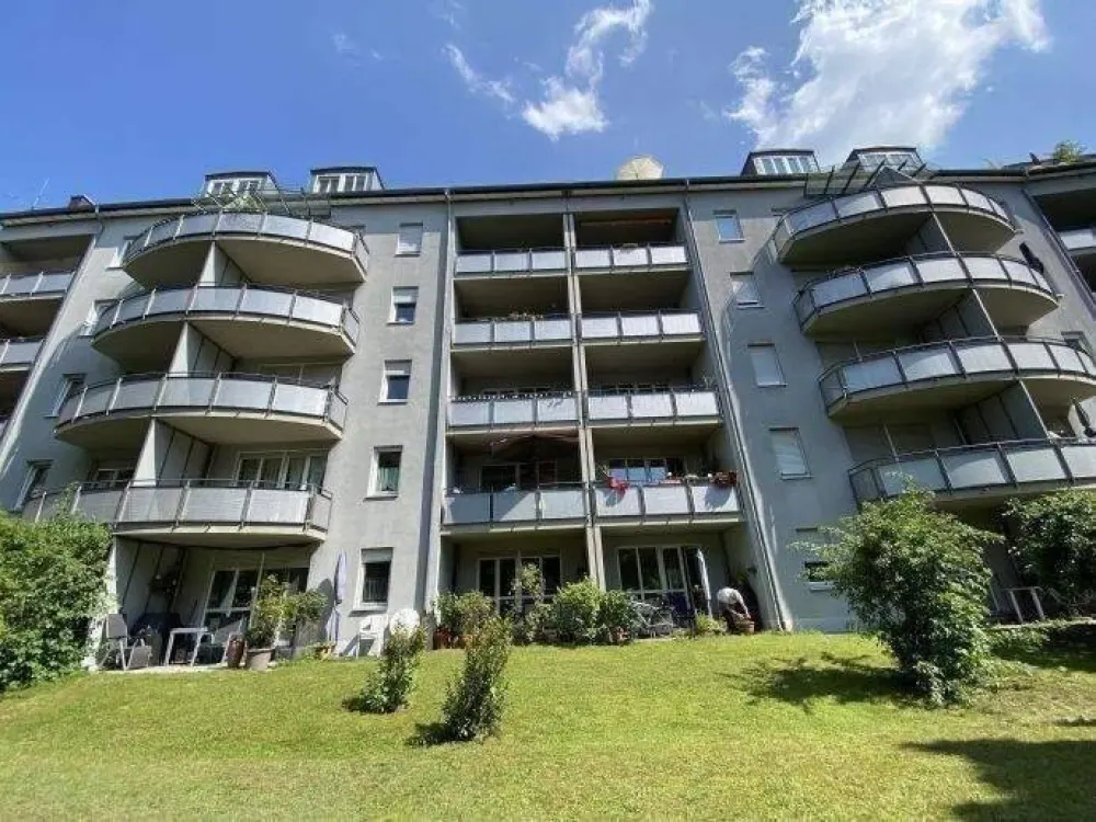 3 Zimmer WG geeignet mit Balkon+++ weitere Wohnungen auf Anfrage