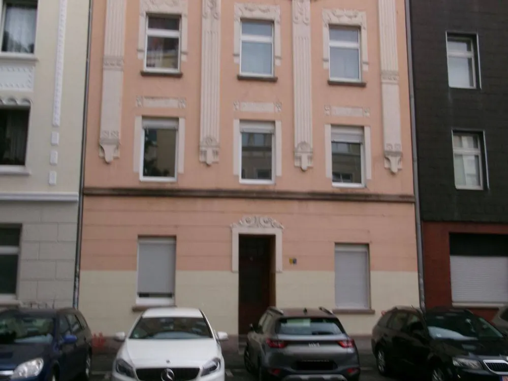 Nordstadt 2,5 Zi. Etagenwohnung im 1.OG
