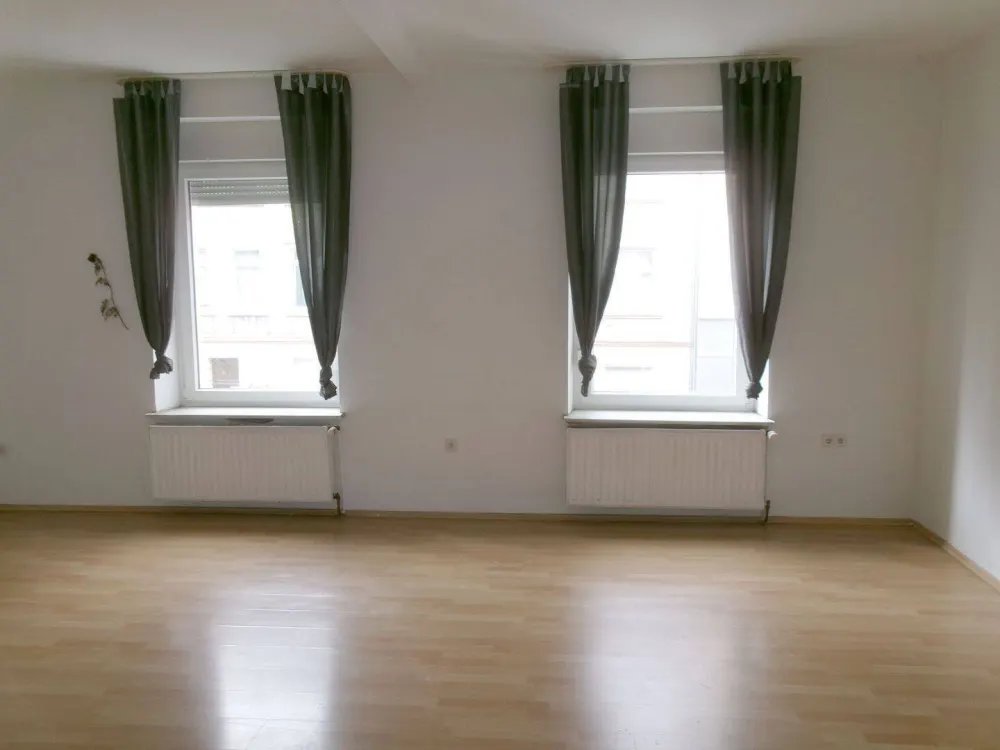 Nordstadt 2,5 Zi. Etagenwohnung im 1.OG