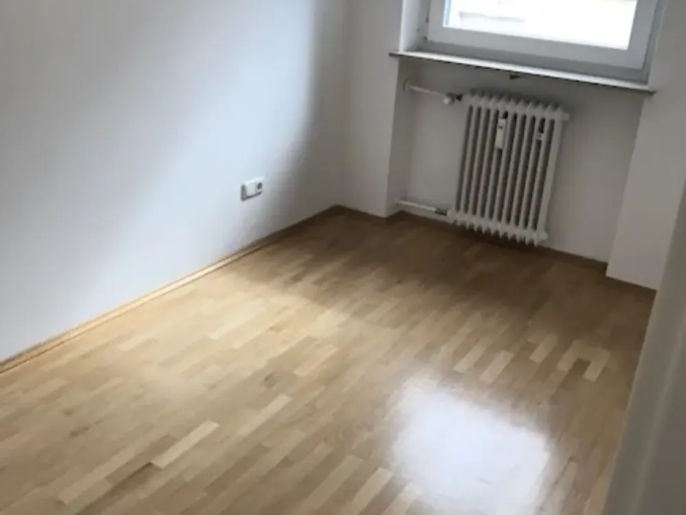 Charmante 1,5-Zimmer-Wohnung mit Balkon in Bestlage in Starnberg
