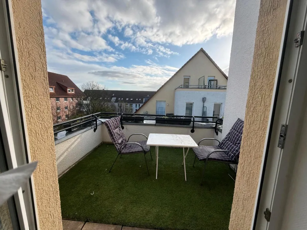 Beautiful Furnished Maisonette Apartment!