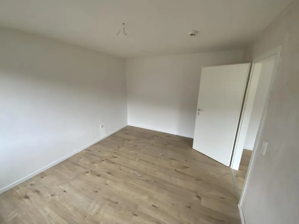 Schöne und einzugsbereite 3-Zimmer-Wohnung im Erdgeschoss in Hagen Wehringhausen!