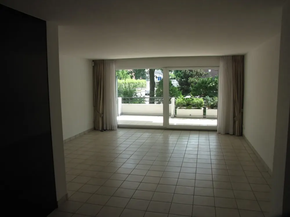 High-quality equipped 5-room apartment in a beautiful location in Neuss
