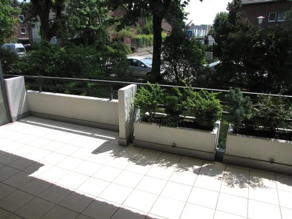 High-quality equipped 5-room apartment in a beautiful location in Neuss