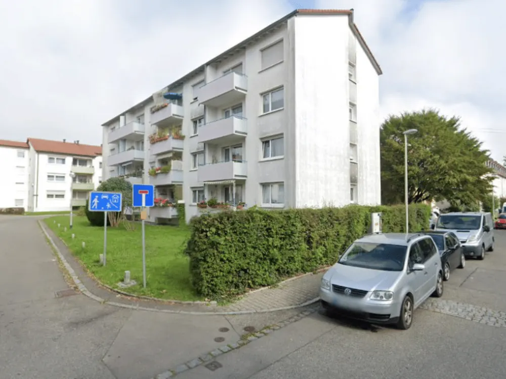 2-Zimmer-Wohnung mit Balkon und Einbauküche