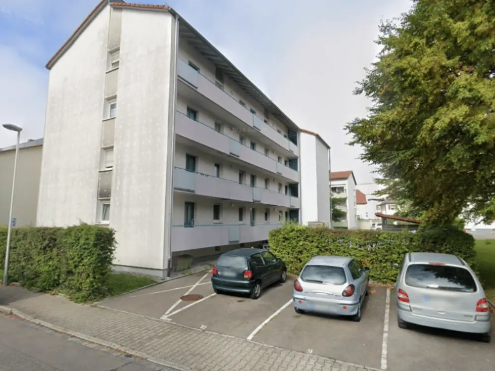 2-Zimmer-Wohnung mit Balkon und Einbauküche