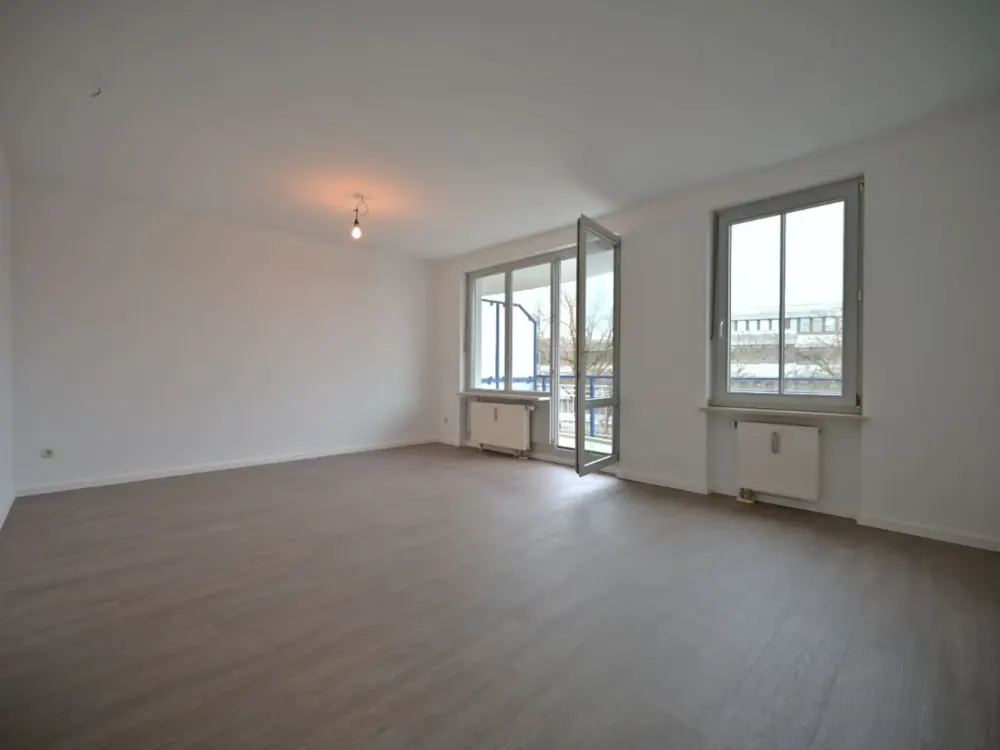 Zentrale Lage - Apartment mit Einbauküche und Balkon