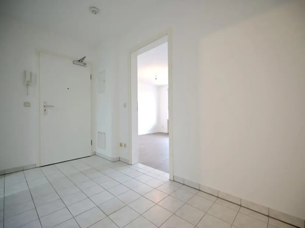 Zentrale Lage - Apartment mit Einbauküche und Balkon