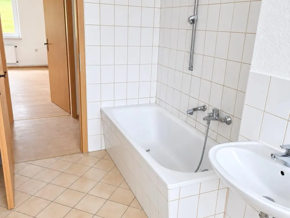 Helle, geräumige 2-Raum-Wohnung Dürrröhrsdorf 1.10.26