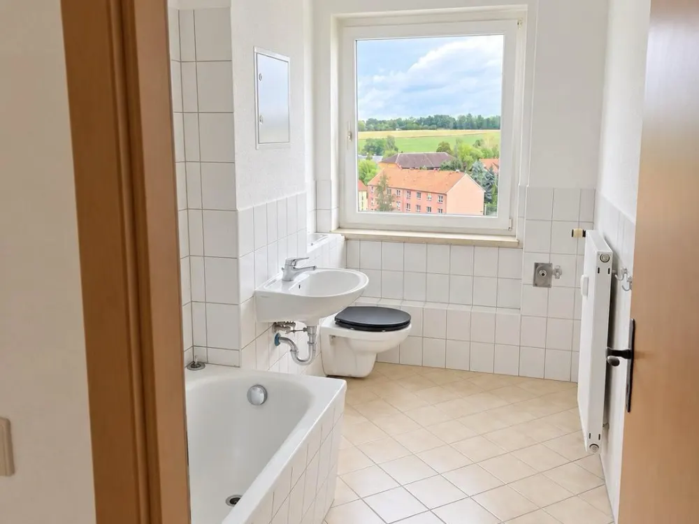 Helle, geräumige 2-Raum-Wohnung Dürrröhrsdorf 1.10.26