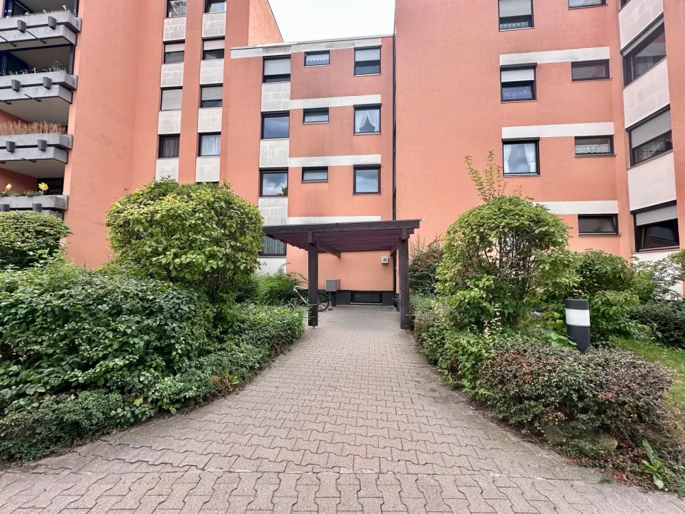 Ruhige, lichtdurchflutete 2-Zimmerwohnung in Top Lage
