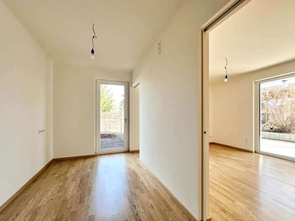 *** 2 ZIMMER * 1 BALKON * 0 KOMPROMISSE * NEUBAU AM SEE * 08/2026 ***