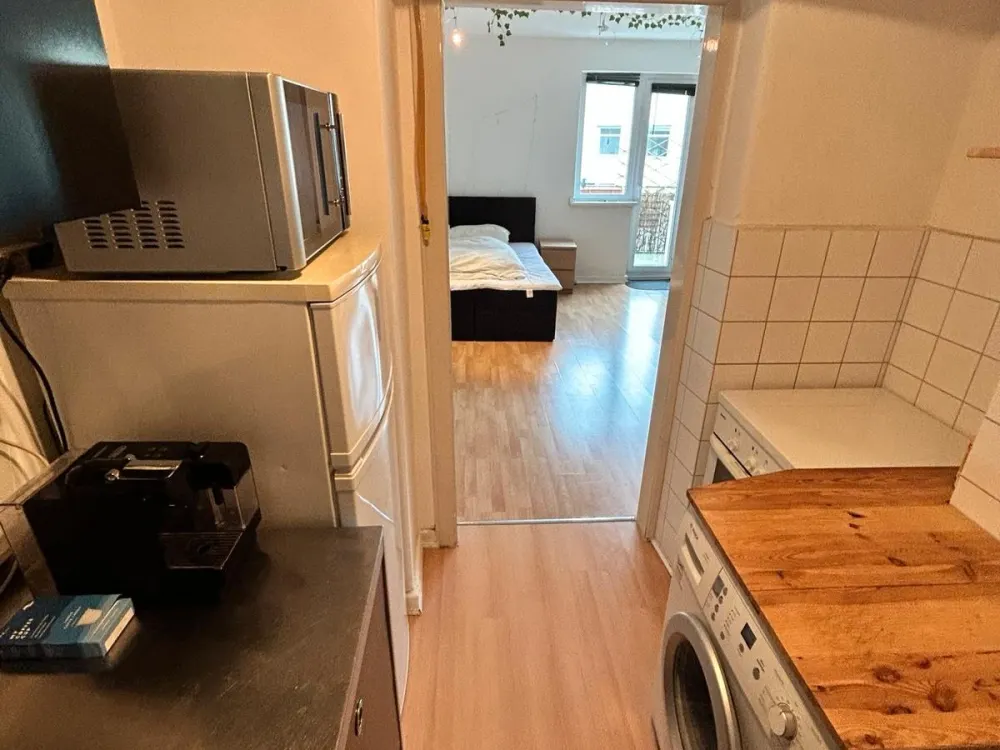 Möblierte 1-Zimmer-Wohnung (Okt.-Nov.) zur Zwischenmiete