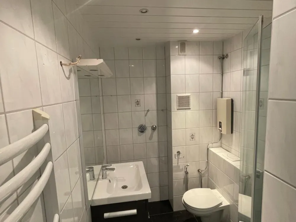 3 Zimmer Wohnung Balkon Stellplatz frisch renoviert
