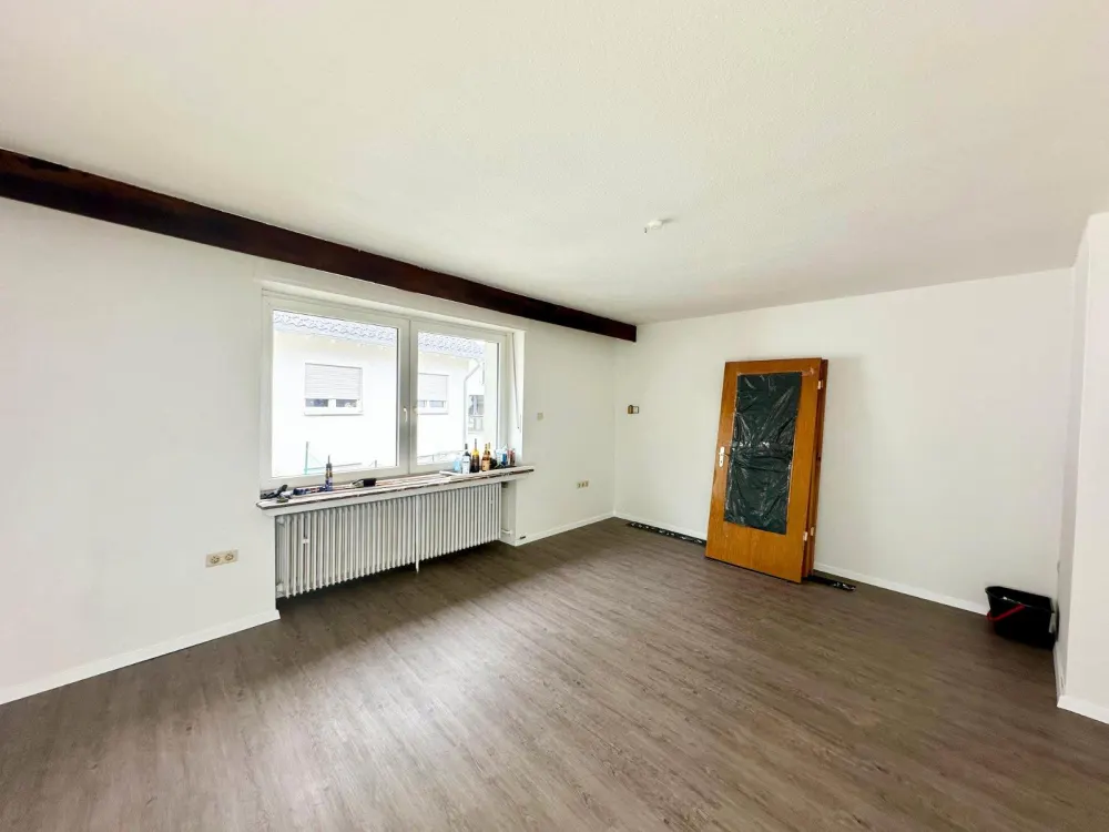 Freshly Renovated 3-Room Apartment in Central Location in Bad Lippspringe