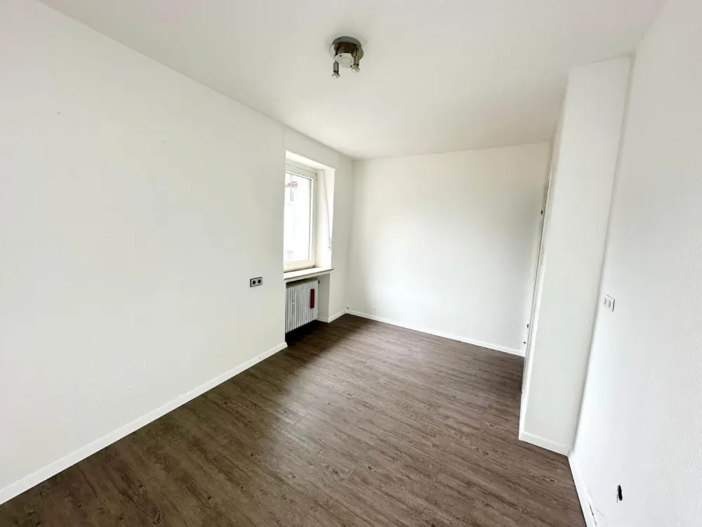 Freshly Renovated 3-Room Apartment in Central Location in Bad Lippspringe
