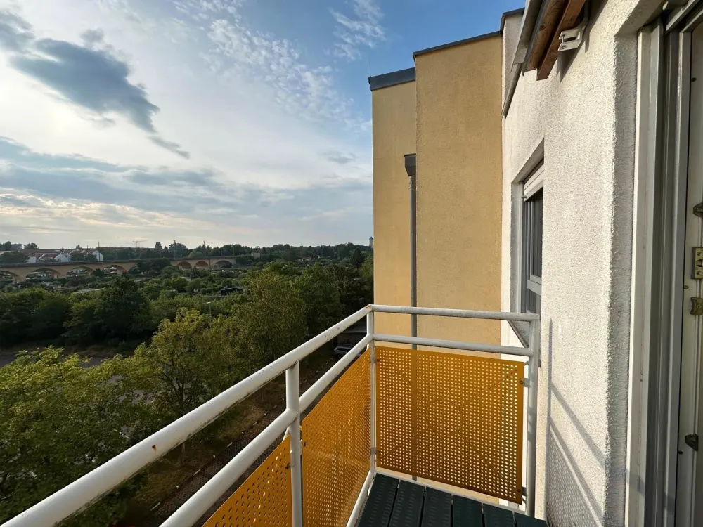 2-Zi.-Wohnung mit West-Balkon, Einbauküche und Stellplatz