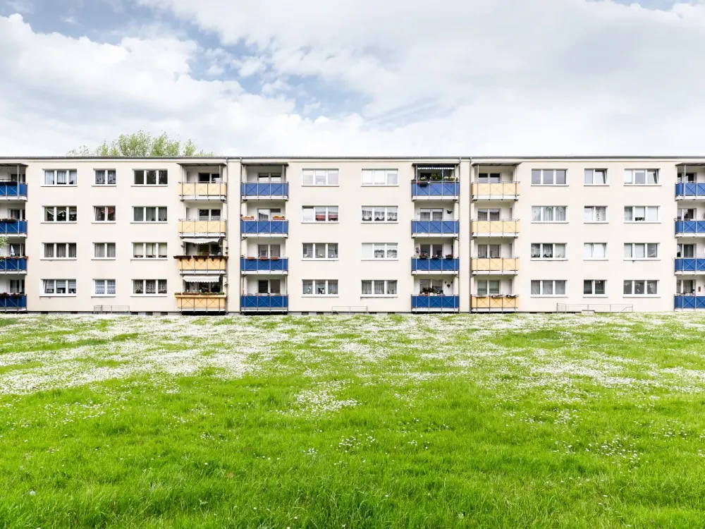 ?! Möchten Sie schön und modern im Grünen wohnen ?!