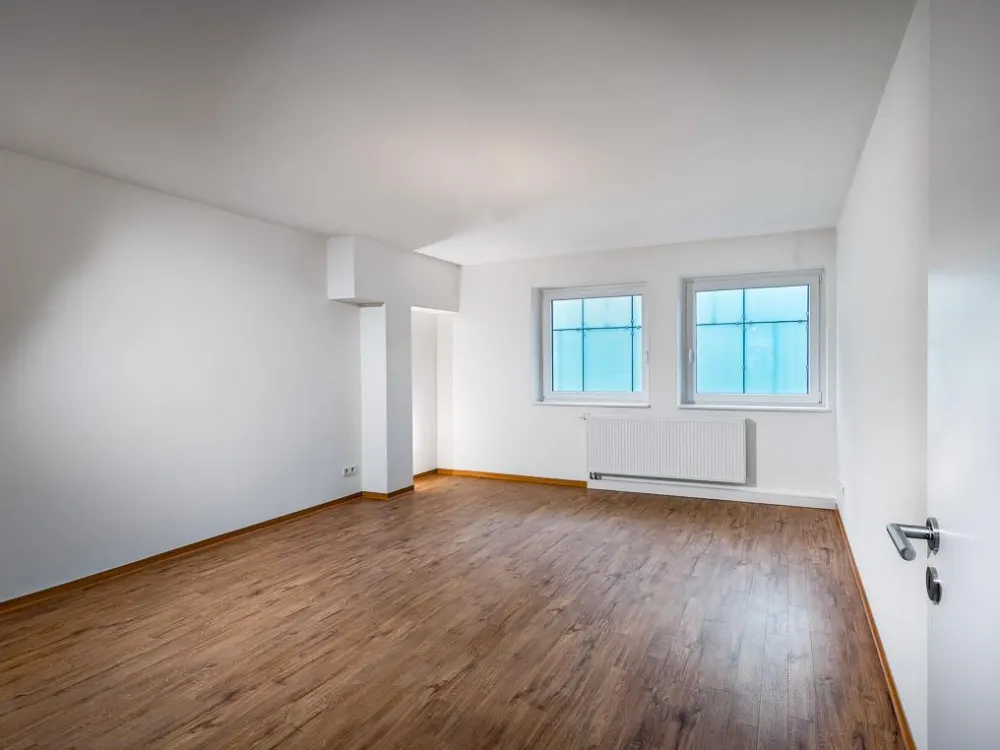 Direkt vom Eigentümer: attraktive, moderne Wohnung mit Balkon in bester Lage!