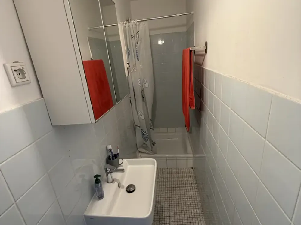 1-Room Apartment for Rent | incl. Balcony + Fitted Kitchen