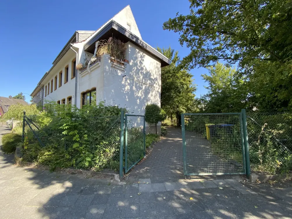 Vollmöblierte 1-Zimmer-Wohnung mit Terrasse und Garten in Flingern-Nord, Düsseldorf