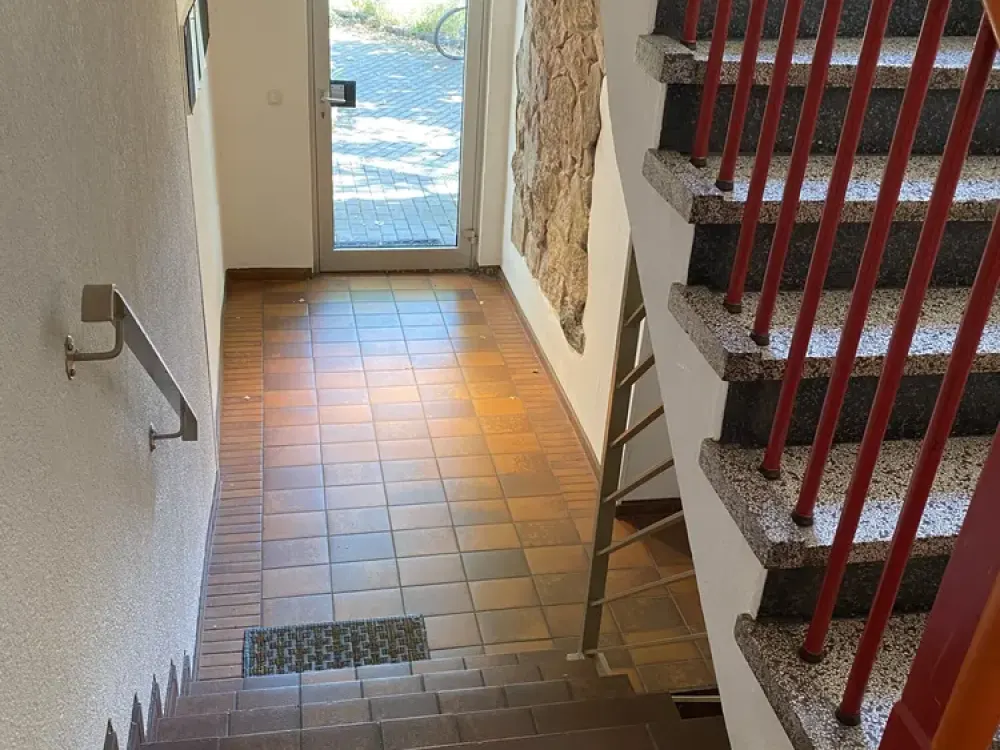 Vollmöblierte 1-Zimmer-Wohnung mit Terrasse und Garten in Flingern-Nord, Düsseldorf