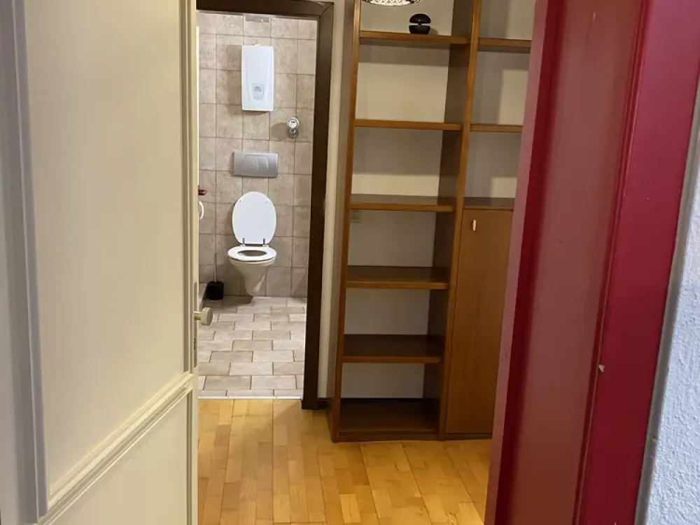 Vollmöblierte 1-Zimmer-Wohnung mit Terrasse und Garten in Flingern-Nord, Düsseldorf