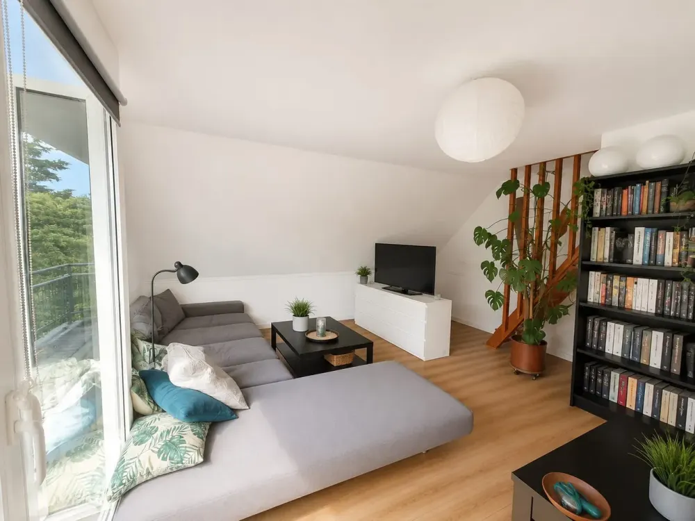 شقة ميزونيت بثلاث غرف في Niederkassel-Ranzel للإيجار من 01.11.2026