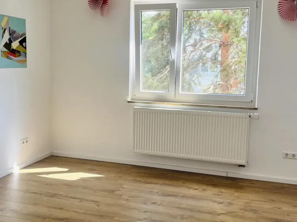 Schöne helle 3 Zimmer-Obergeschosswohnung mit Aussicht in Stgt-Hofen