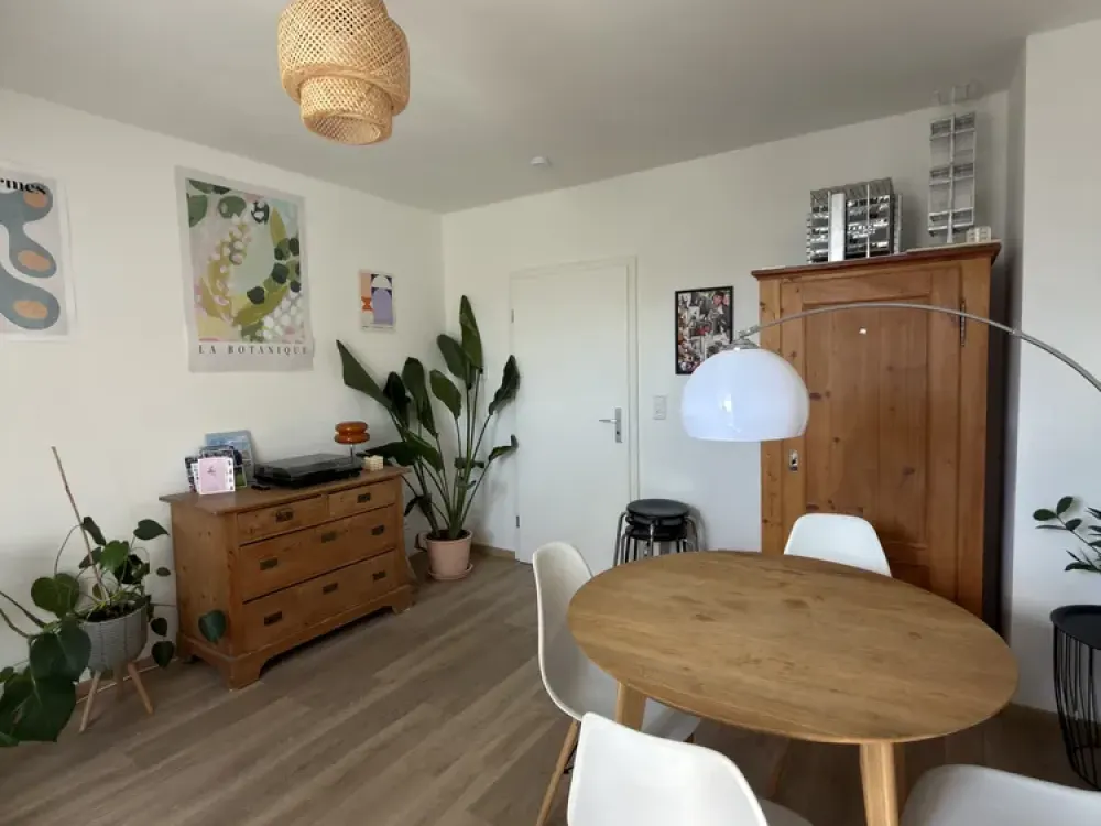 2 Zimmer Wohnung in der Südstadt (befristet)