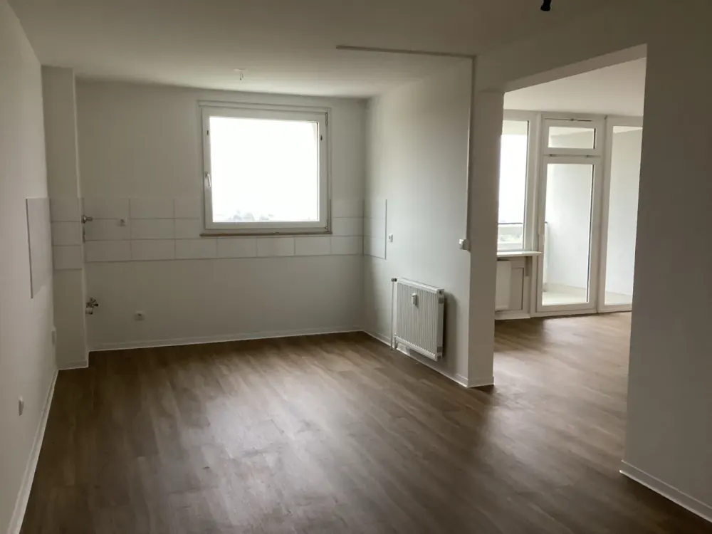 Tolle Aussicht: Helle großzügige 3-Zimmerwohnung