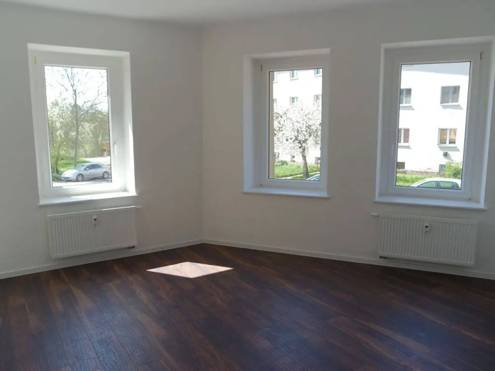 Wahren- Tolle 2-Raumwohnung in ruhiger Lage mit moderner Ausstattung und Einbauküche