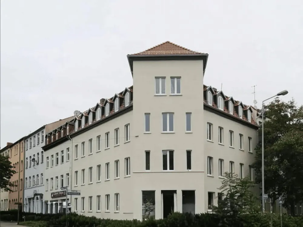 Living with Character: 3-Room Old Building First Occupancy After Renovation