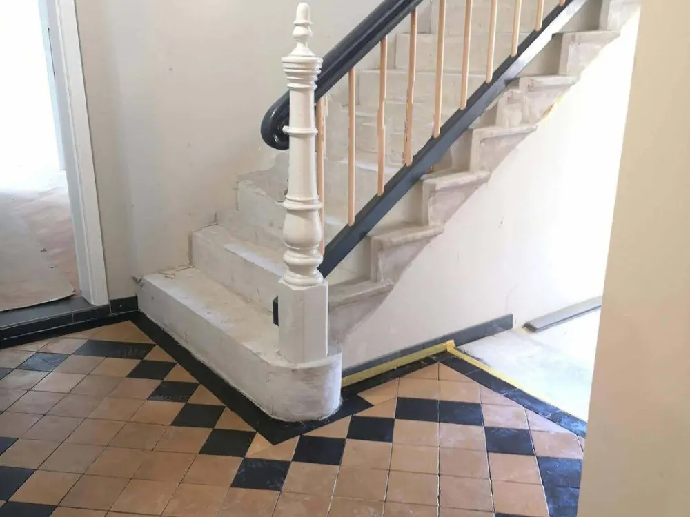 Living with Character: 3-Room Old Building First Occupancy After Renovation