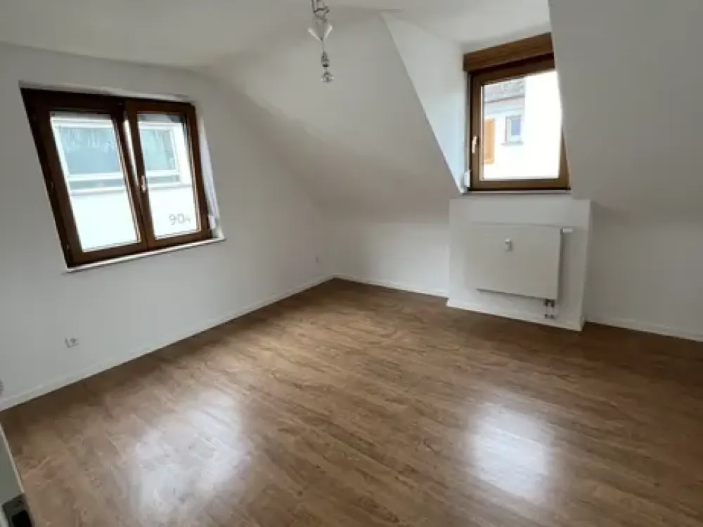 Helle 2,5-Zimmer Dachgeschosswohnung in Waiblingen