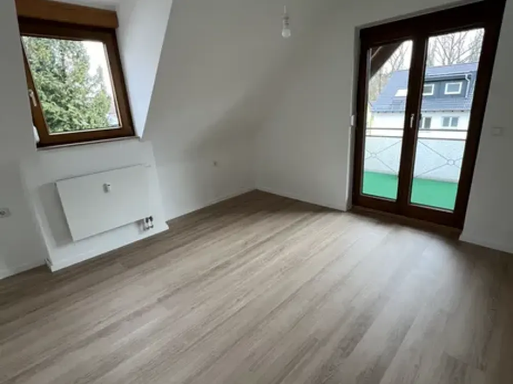 Helle 2,5-Zimmer Dachgeschosswohnung in Waiblingen