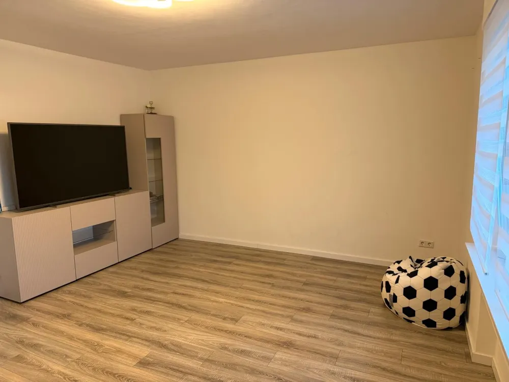 3,5 Zimmer, 70qm Wohnung.Uninähe ab sofort, inkl. Küchenabnahme