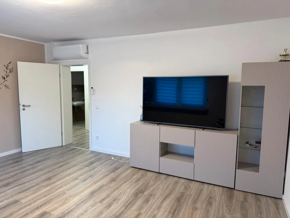3,5 Zimmer, 70qm Wohnung.Uninähe ab sofort, inkl. Küchenabnahme