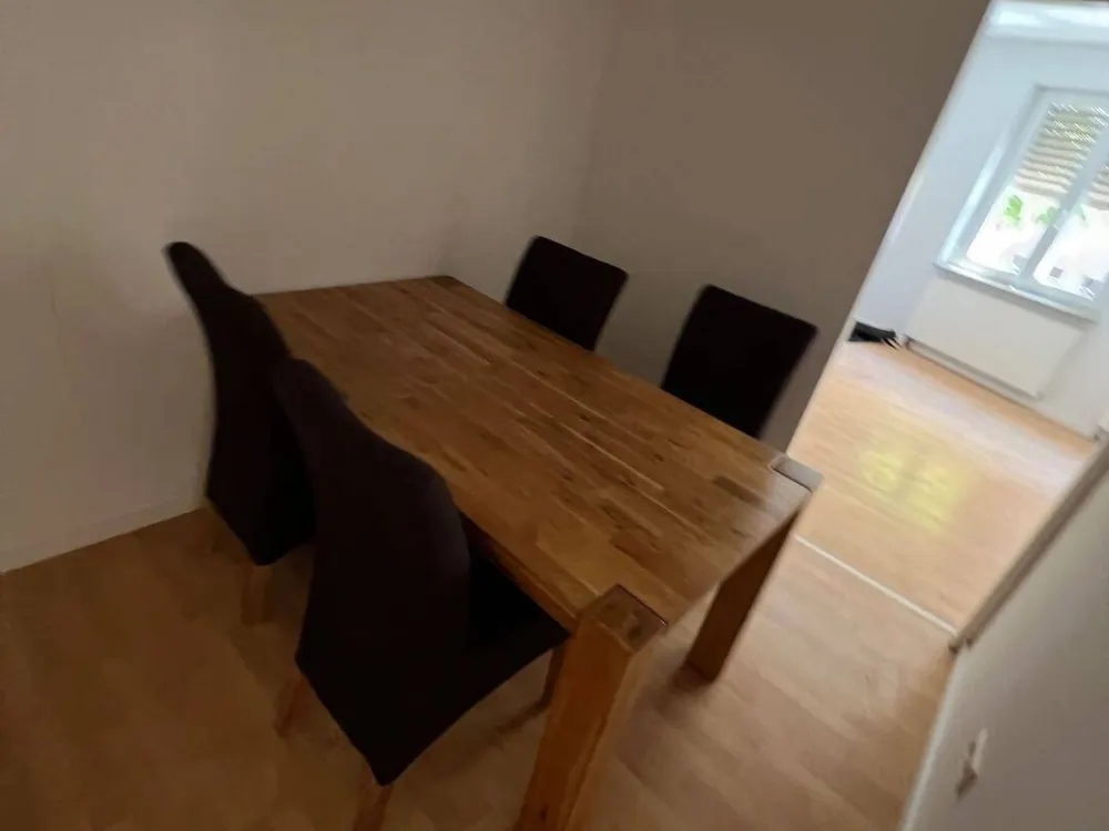 Freie 4-Zimmer-Wohnung mit 116qm in zentraler Lage