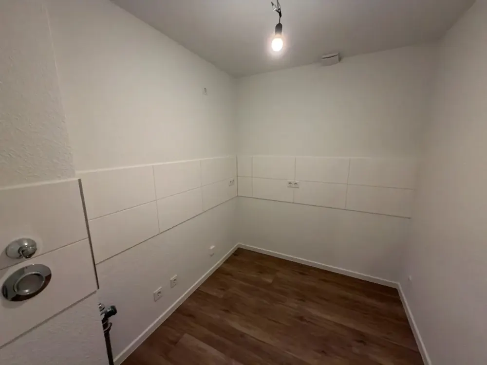 Erdgeschoss 1-Zimmerwohnung mit separater Küche - 69005