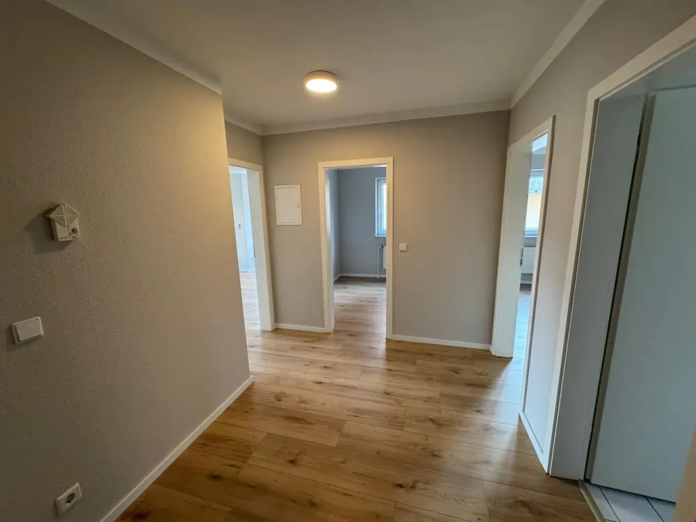 Renovierte 2-Zimmer-Wohnung mit Balkon in Hohen Neuendorf - Erstklassige Energieeffizienz