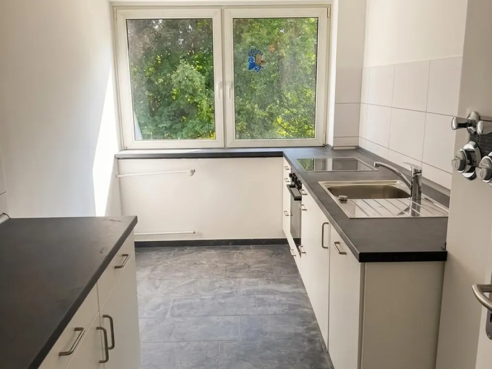 Sanierte 3 Zimmerwohnung zur Miete in Ahrensburg - Wentzel Dr.