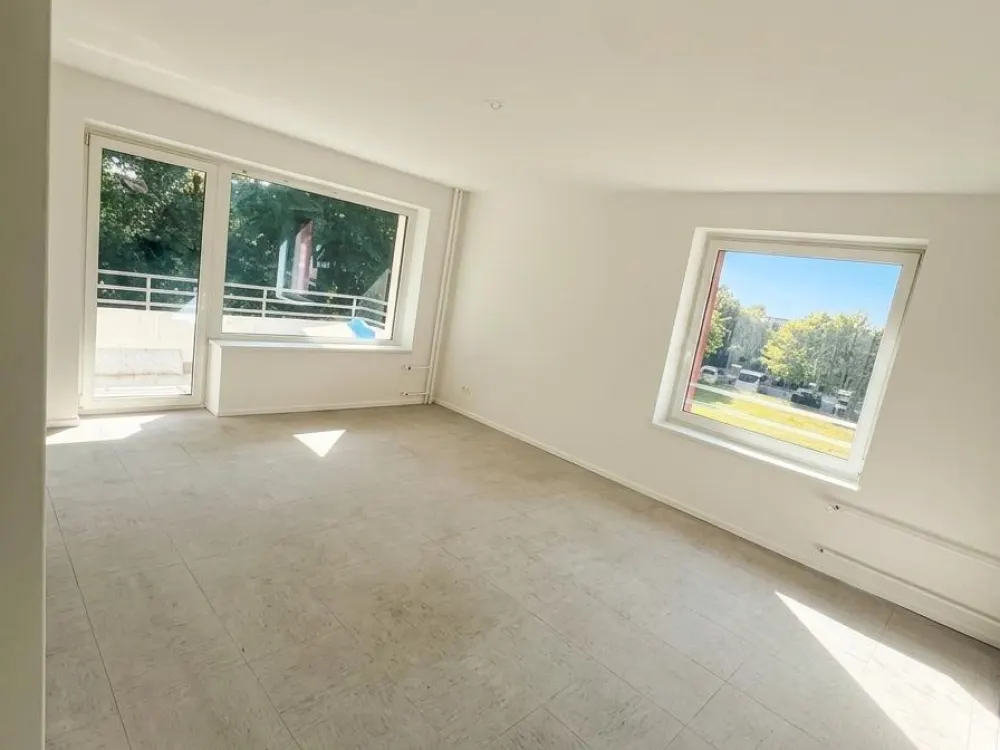Sanierte 3 Zimmerwohnung zur Miete in Ahrensburg - Wentzel Dr.