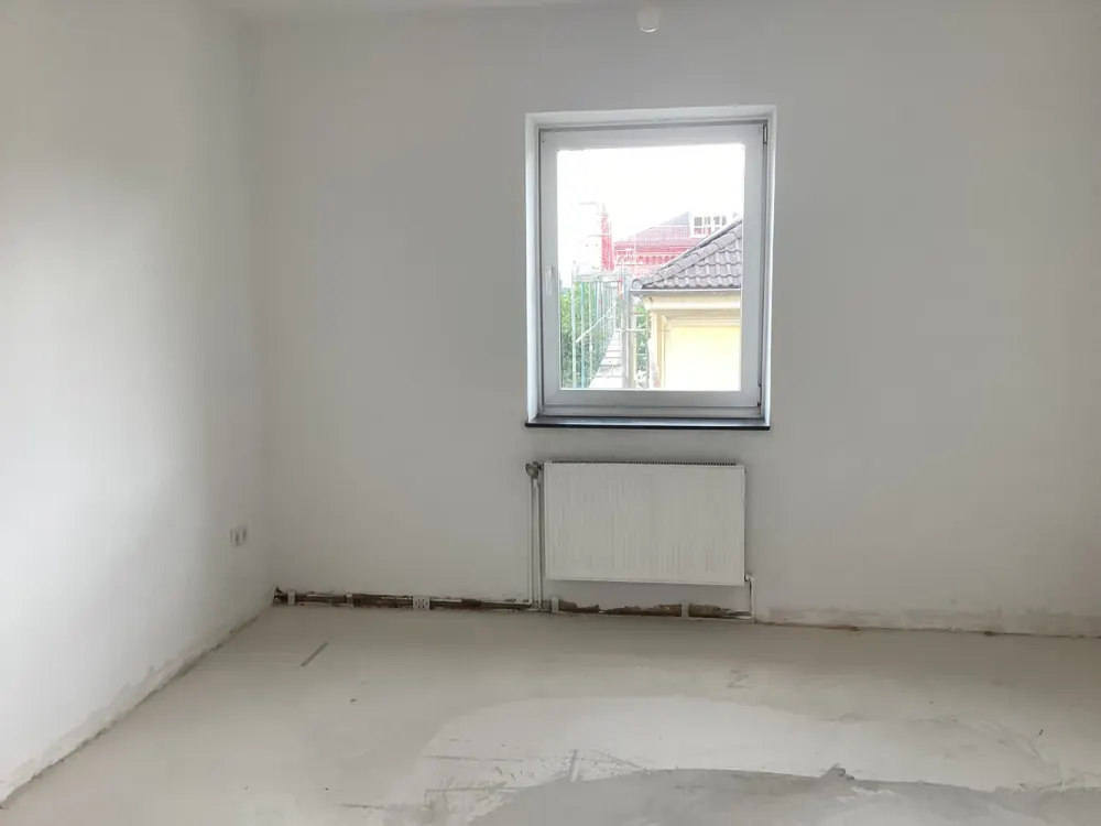Hier lässt es sich aushalten: teilsanierte 3-Zimmer-Wohnung in Stadtlage